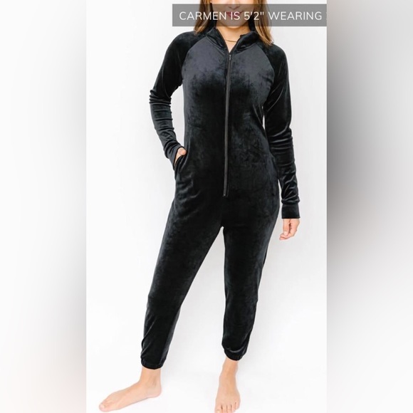 Smash + Tess Pants - NWT Smash & Tess Rock It Romper - size small
